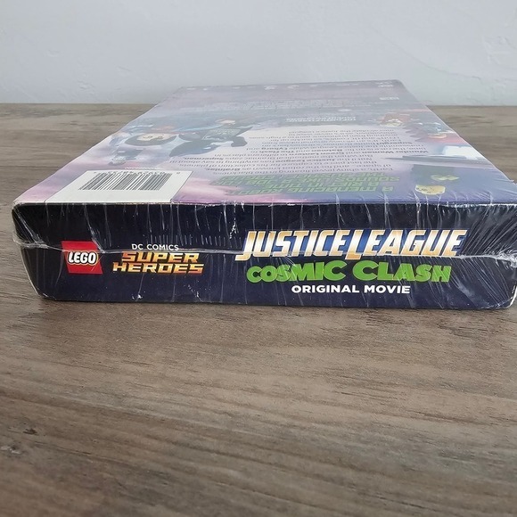 Lego Justice League Cosmic Clash DVD + Lego Minifigure DC Super Heroes Movie - Picture 5 of 8